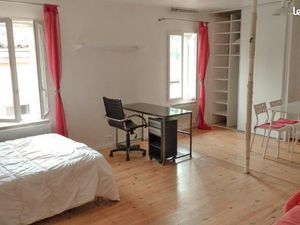 Grand T1 métro Patte d'oie