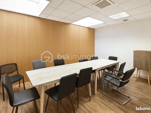 Bureaux 80 m²
