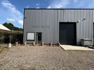 Local/Entrepot/Stockage > Betton