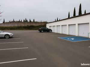 Local d'activité 200 m²