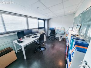 ? Bureau / studio indépendant – calme & lumineux – Ste Foy d’Aigrefeuille