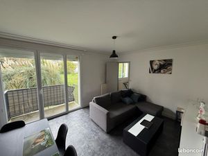 À louer  appartement T3 meublé de 54 m²  à Pessac