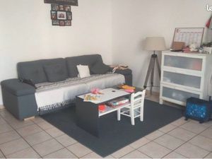 À louer au centre d’Aigrefeuille maison 2 chambres courette parking