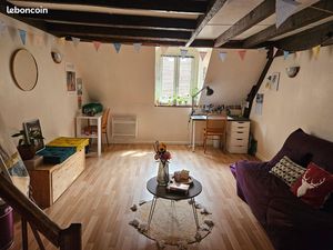 T1 bis type loft en duplex Dole Centre Historique