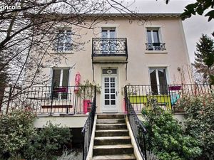 Maison T5+jardin de 300m2 à 14 mn de Paris