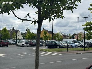 Local commercial 590 m² CHENNEVIERES SUR MARNE