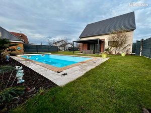 Maison récente de 2022  piscine chauffée & prestations ++