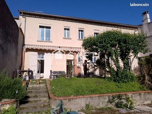 Propriété 5 pièces 163 m²