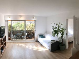 T2 de 49 m2 avec terrasse  quartier Polo-Beyris