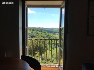 Grand Studio avec vue refait à neuf