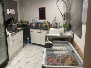 Local commercial en ACTIVITE À DEVELOPPER CONCEPT NOVATEUR