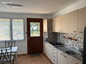 Grand studio en rez de jardin