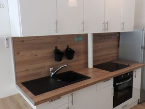 TOULON Mourillon. Studio équipé  32m2 Proche Plage