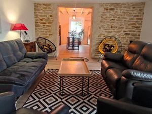 Maison meublée 3 chambres   jardin  libre de suite