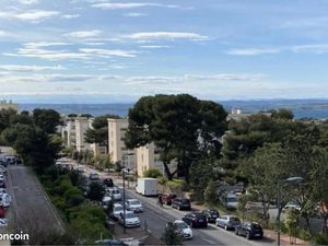 Apparemment Chateau vert 5 pièces