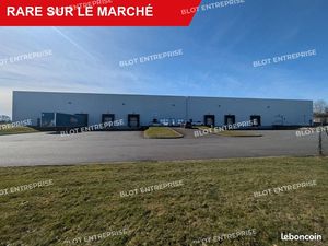 Local logistique 3 000 m²