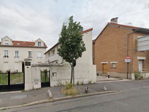 Parking – RER A Bry