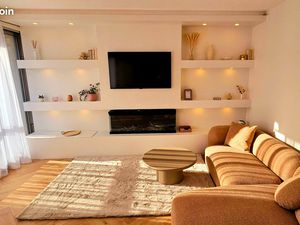 Dernier étage – Appartement d’exception refait à neuf avec terrasse – Gratte-Ciel Villeurb