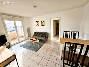 Appartement T2 meublé de 43m2 dans une résidence récente avec piscine au Mans quartier Uni