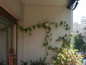 104m2 - 3 chambres avec balcon - 17eme