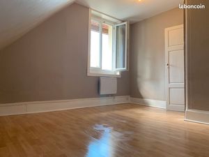 Loue appartement proche gare Viotte et commerce