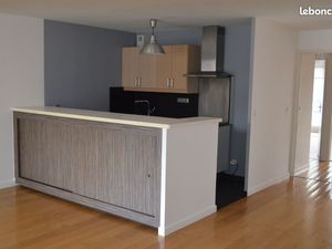 T3 80 m² Vieux Lille – Balcons  garage box  cave  ascenseur