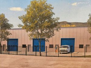 Entrepot hangar batiment industriel locaux