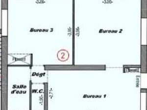 Murs commerciaux 52m2 axe passant Royan