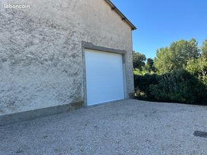 Hangar 50 m2 sécurisé