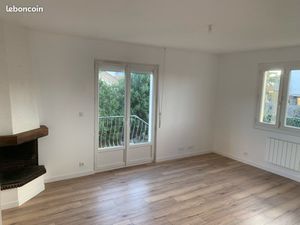 Appartement 78m2 avec garage et jardin