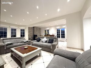 Maison 7 pièces 174 m²