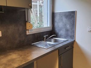 Locarion T2 44 m2 refait à neuf proche centre ville