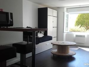 Studio meublé École Centrale/facs/Jonelière