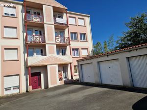 Immeuble 480m² - 4 T4 + 4T3  9 garages et 8 caves - centre de La Roche-sur-Yon