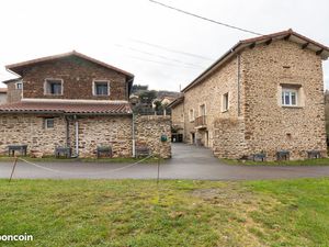 Maison 7 pièces 222 m²