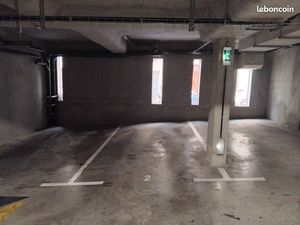 Place de parking couverte