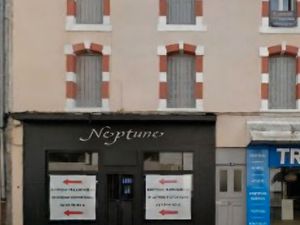 Local commercial TULLE