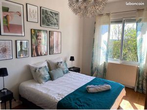 Jolie maison de ville proche cathédrale /jardin vert. 103M2