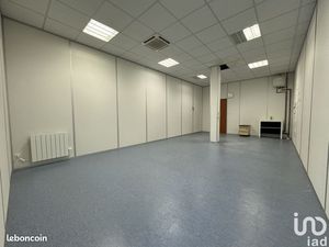 Local 39 m² BEAUBOURG