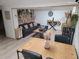 Maison très calme et lumineuse avec cour et grande cave