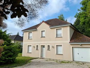 Maison de 7 pièces à Lavau côté Pont Sainte Marie