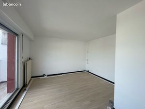 À louer – Studio meublé 26 m² avec balcon et parking – Pantin centre-ville