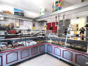 Local commercial Pau