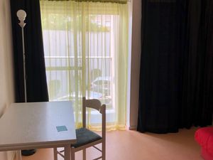 Studio meublé Bordeaux centre tram B  Victoire  balcon