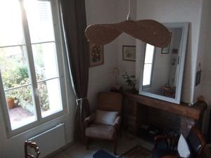 Appartement 61 m2 avec jardin  terrasse  vue dégagée sur ville et mer  au calme