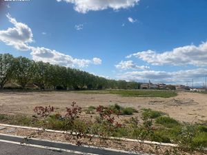 Terrain 915 m² Sainte Valiere