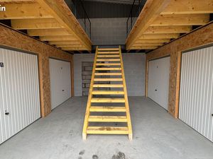 Box fermés & isolés de 13m² à louer