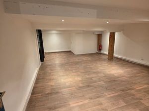 Espace professionnel flexible – Parking & Wi-Fi – 13010