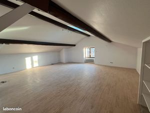 ? Bureaux d’activité à louer 153m2