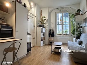 Studio 1 pièce 21 m²